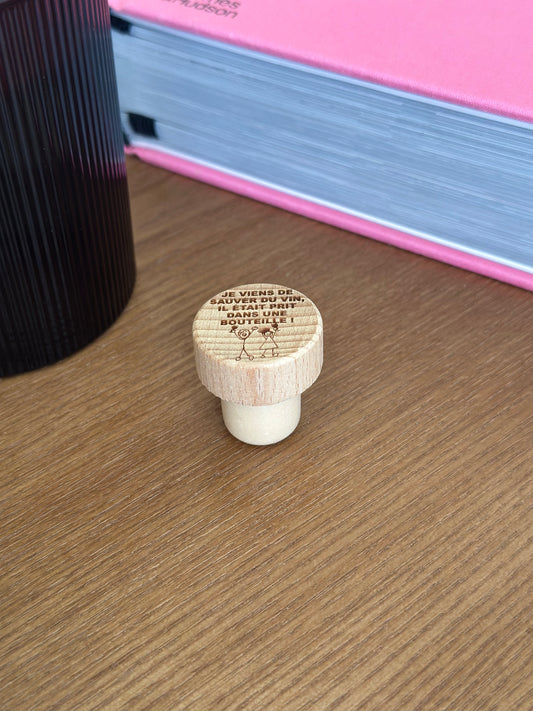 Je viens de sauver du vin, il était pris dans une bouteilles