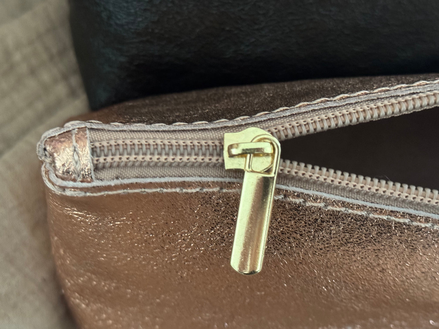 Trousse en cuir